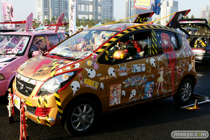 Illustration for article titled A Thousand Cars, Covered In Otaku Stickers